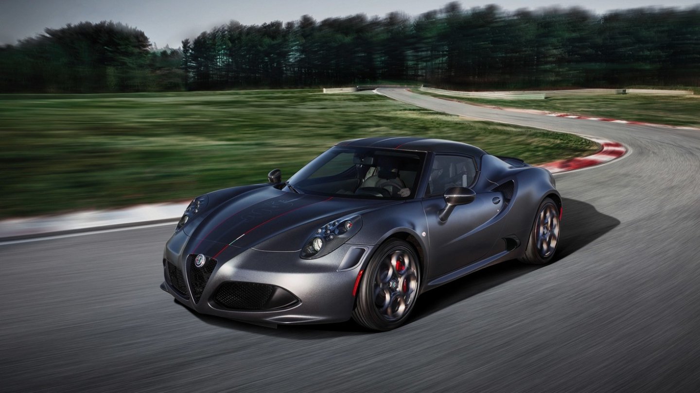 Der Alfa Romeo 4C Coupé als Sondermodell Competizione. Der Alfa Romeo 4C Coupé als Sondermodell Competizione.