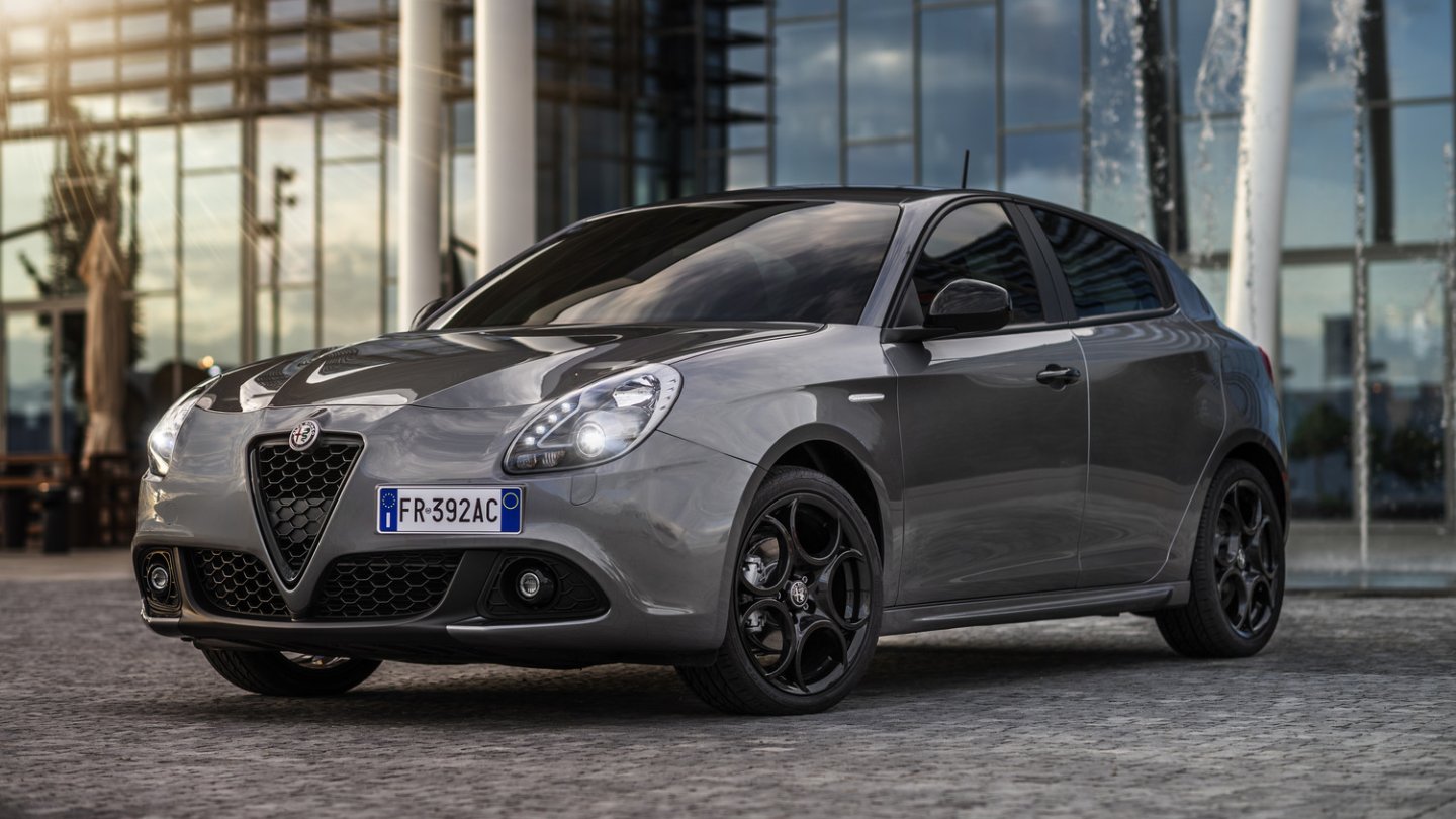 Neue Leichtmetallfelgen für die Alfa Romeo Giulietta B-Tech. Neue Leichtmetallfelgen für die Alfa Romeo Giulietta B-Tech.