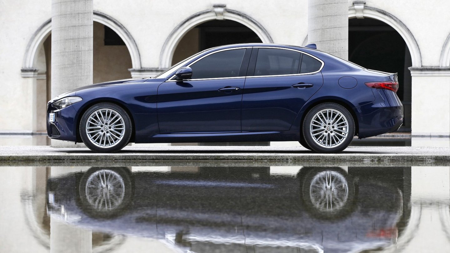 Im Moment gibt es die Giulia nur als Limousine. Auf der gleichen Basis folgt ein SUV. Im Moment gibt es die Giulia nur als Limousine. Auf der gleichen Basis folgt ein SUV.