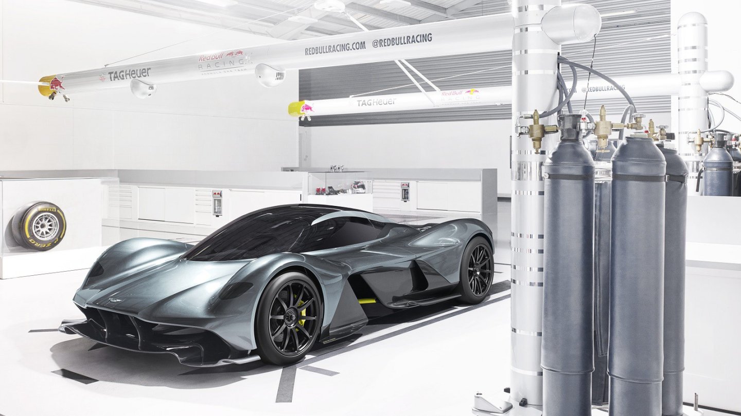 Aston Martin Red Bull AM-RB 001