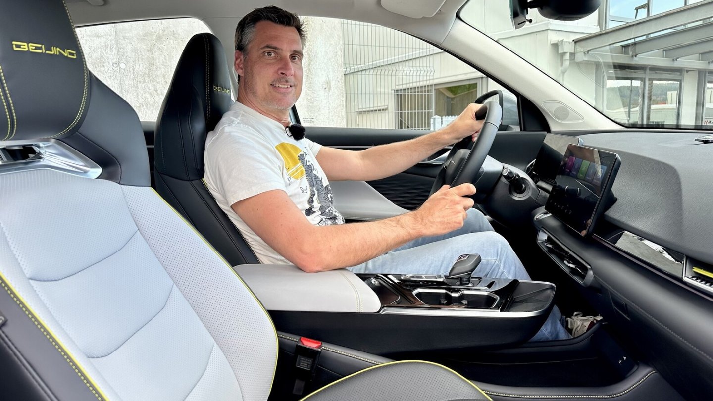 Mit dem Modellwechsel ist der X55 deutlich erwachsener geworden. Mit dem Modellwechsel ist der X55 deutlich erwachsener geworden.