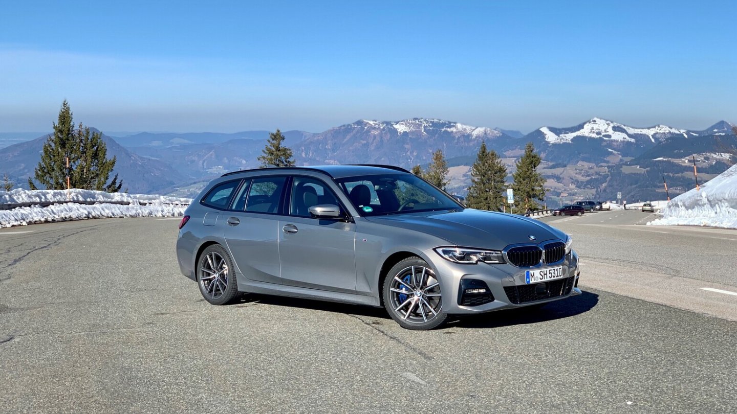 BMW 330i Touring