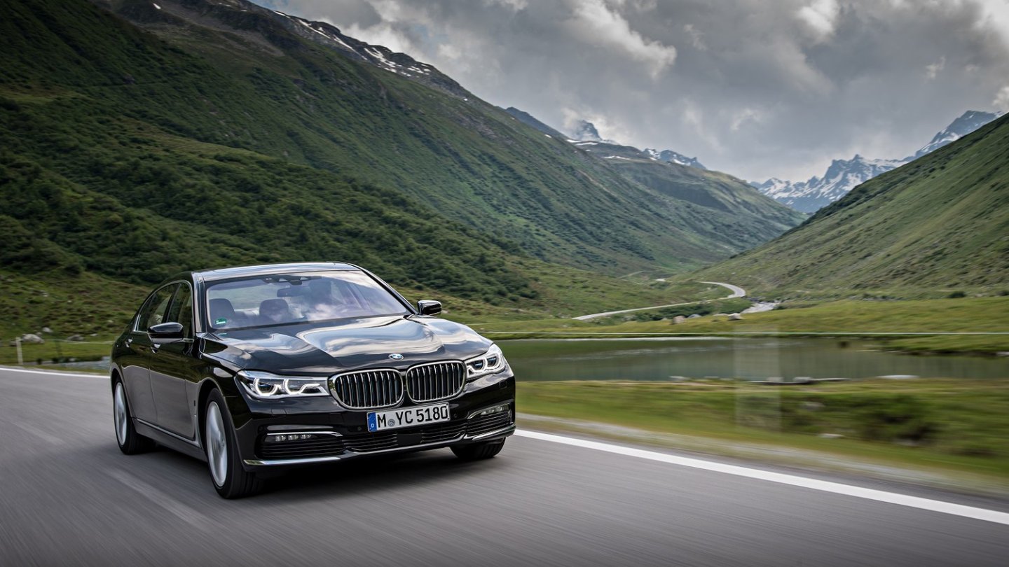 BMW 740e Plug-in Hybrid