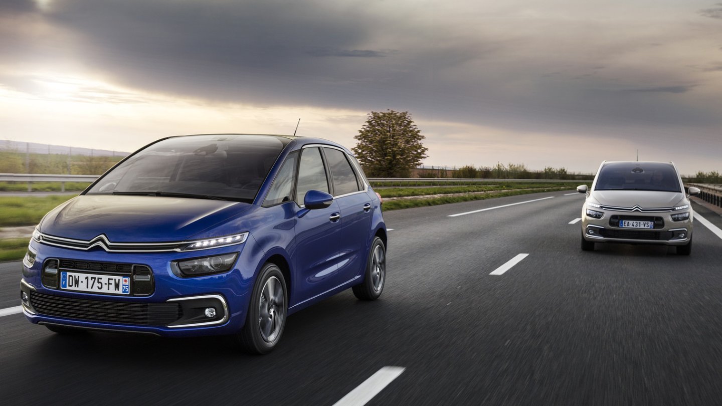 Die neue Front steht auch dem blauen C4 Picasso sehr gut. Die neue Front steht auch dem blauen C4 Picasso sehr gut.