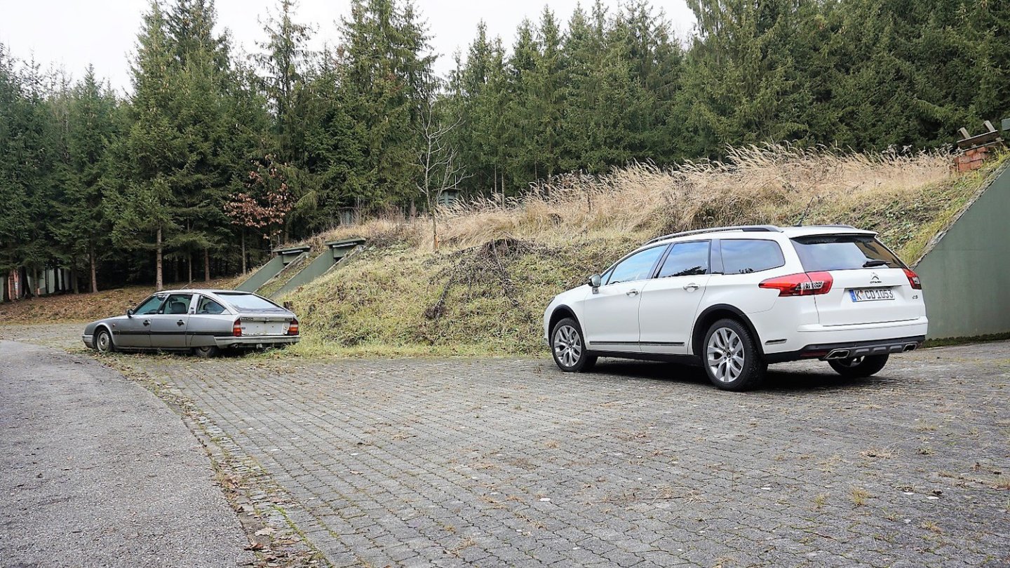 Ob und wann es nach dem C5 einen neuen großen Citroen geben wird, ist noch nicht bekannt. Ob und wann es nach dem C5 einen neuen großen Citroen geben wird, ist noch nicht bekannt.