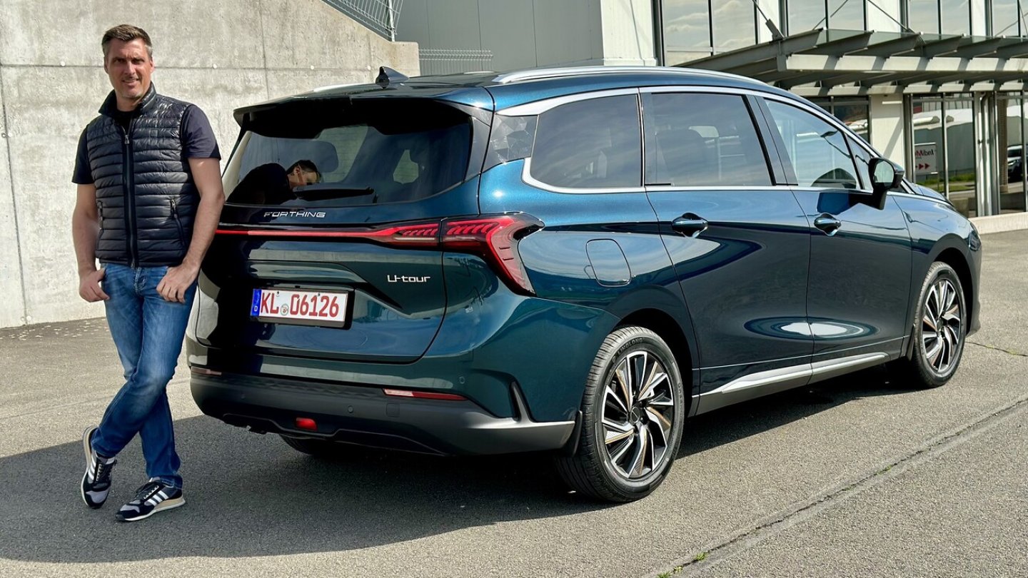 Auch heutzutage gibt es noch ein automobiles Sonderangebot. Familien sollten den Van mal zur Probe fahren. Auch heutzutage gibt es noch ein automobiles Sonderangebot. Familien sollten den Van mal zur Probe fahren.