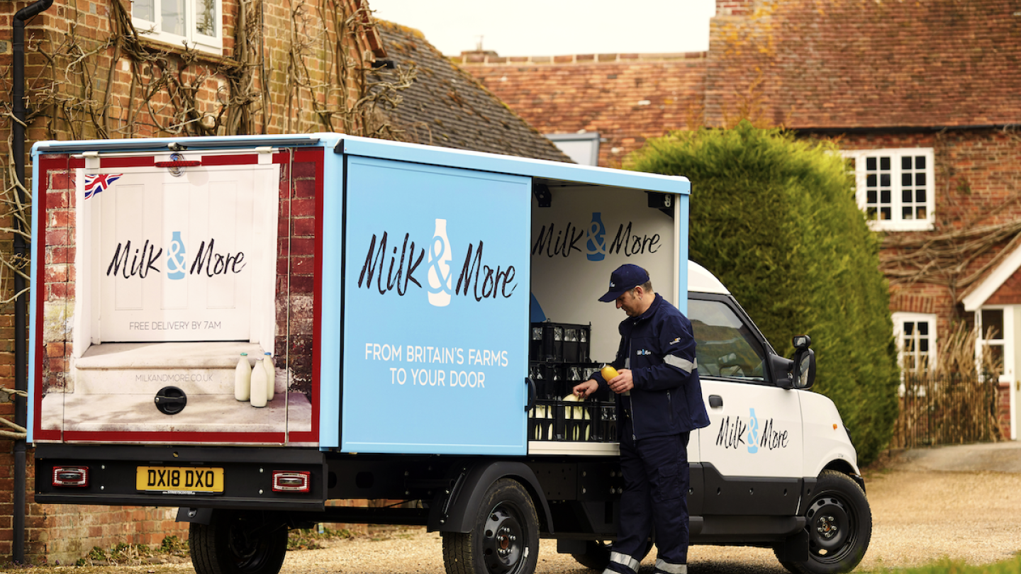 Milk & More liefert in England seit 1930 Lebensmittel aus. Milk & More liefert in England seit 1930 Lebensmittel aus.