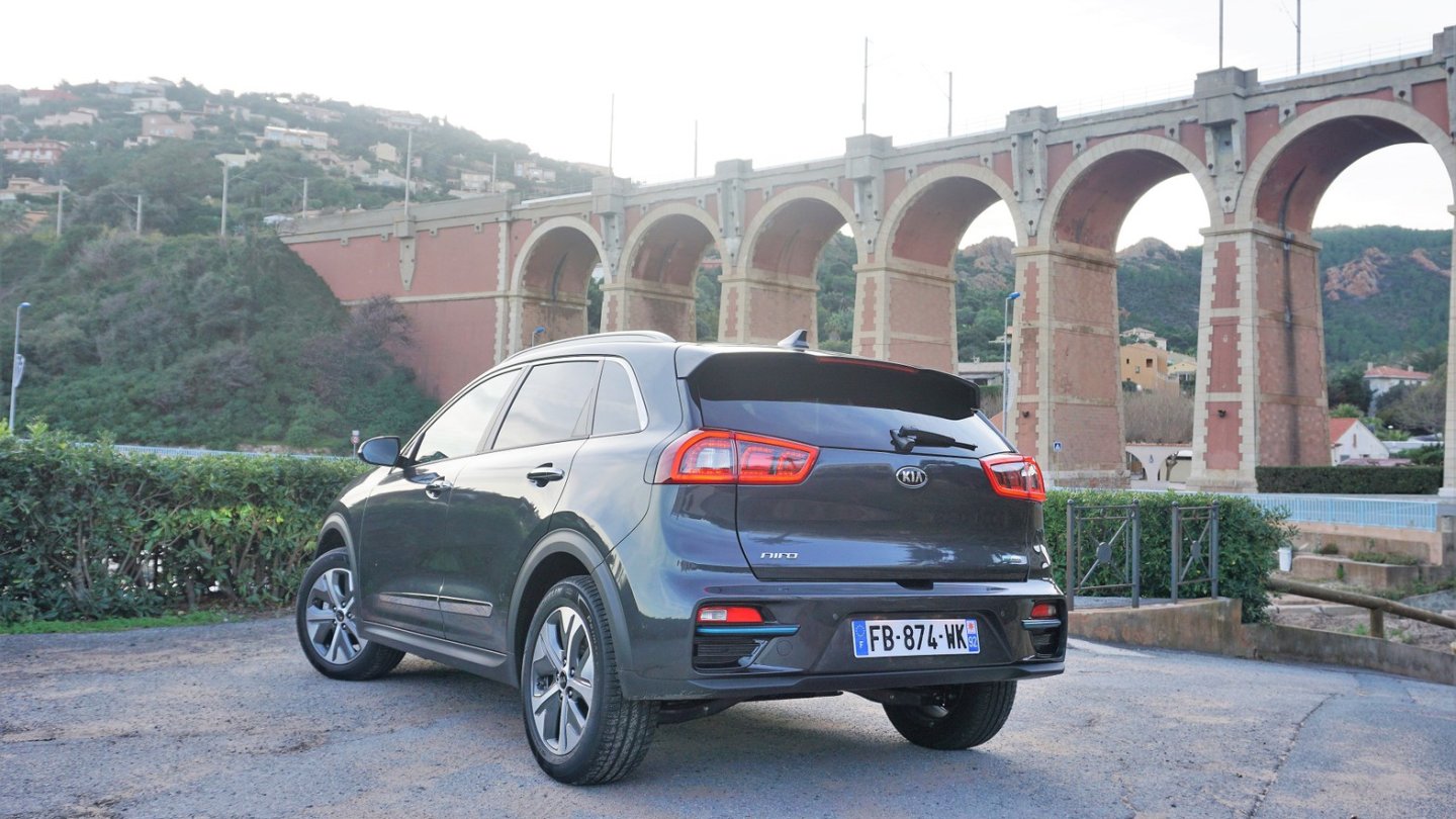 Mit batteriegespeisten Elektroautos ist Hyundai-Kia schon heute sehr erfolgreich. 2019 kommt der Kia e-Niro. Mit batteriegespeisten Elektroautos ist Hyundai-Kia schon heute sehr erfolgreich. 2019 kommt der Kia e-Niro.