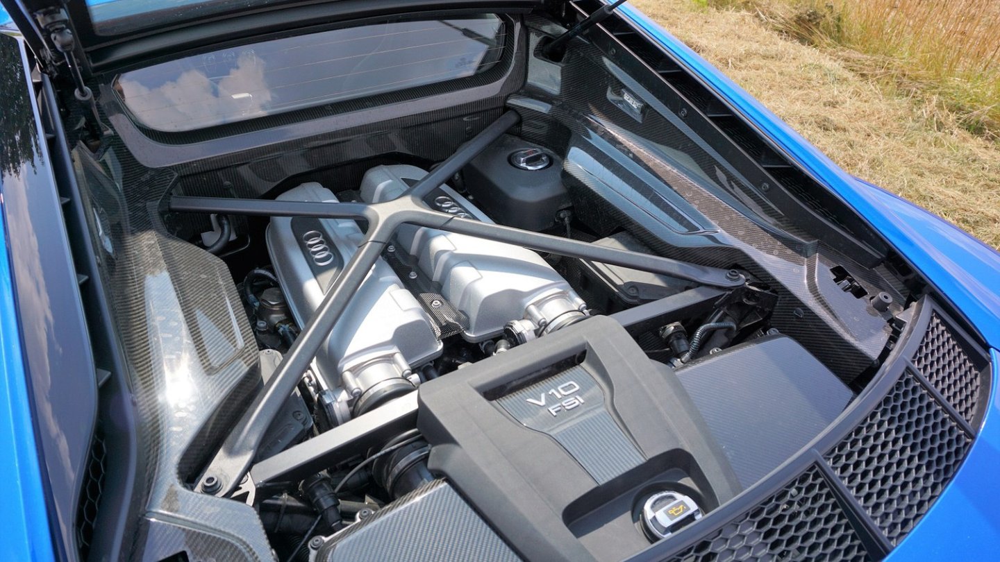 Rocket Science: Ein wunderbarer, nicht aufgeladener V10 mit 540 PS. Rocket Science: Ein wunderbarer, nicht aufgeladener V10 mit 540 PS.