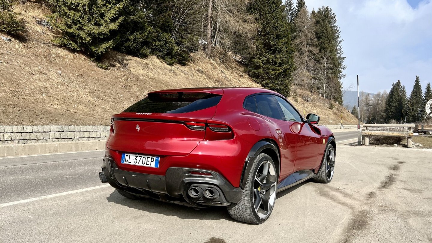 Der Ferrari Purosangue hat die Langstrecke im Visier. Der Ferrari Purosangue hat die Langstrecke im Visier.