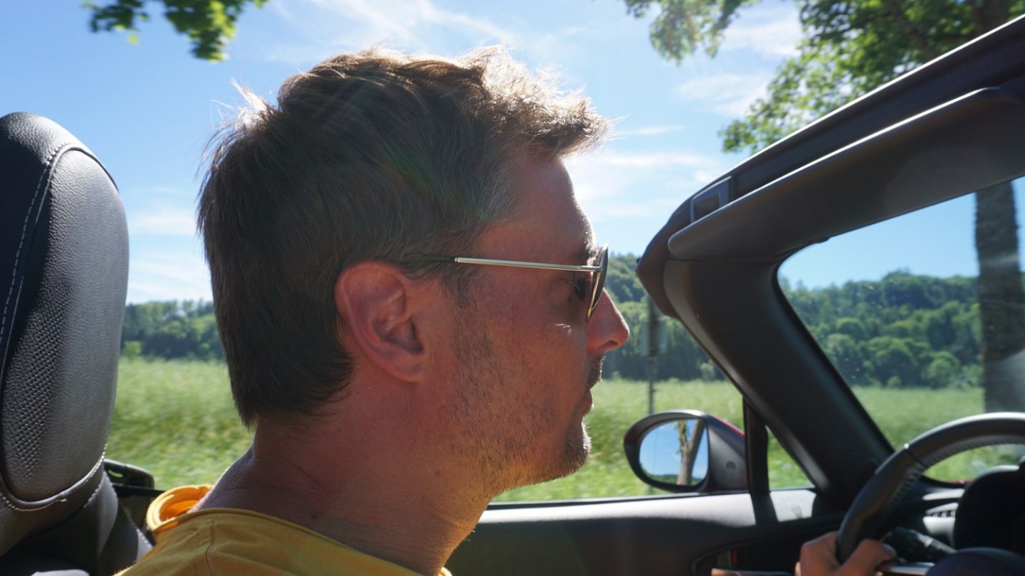 Stets geöffnet: Man will den Fiat 124 Spider immer offen fahren. Stets geöffnet: Man will den Fiat 124 Spider immer offen fahren.