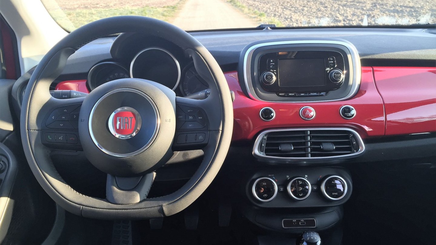 Schöne Aussicht: Die Cockpitgestaltung des Fiat 500X gefällt Schöne Aussicht: Die Cockpitgestaltung des Fiat 500X gefällt