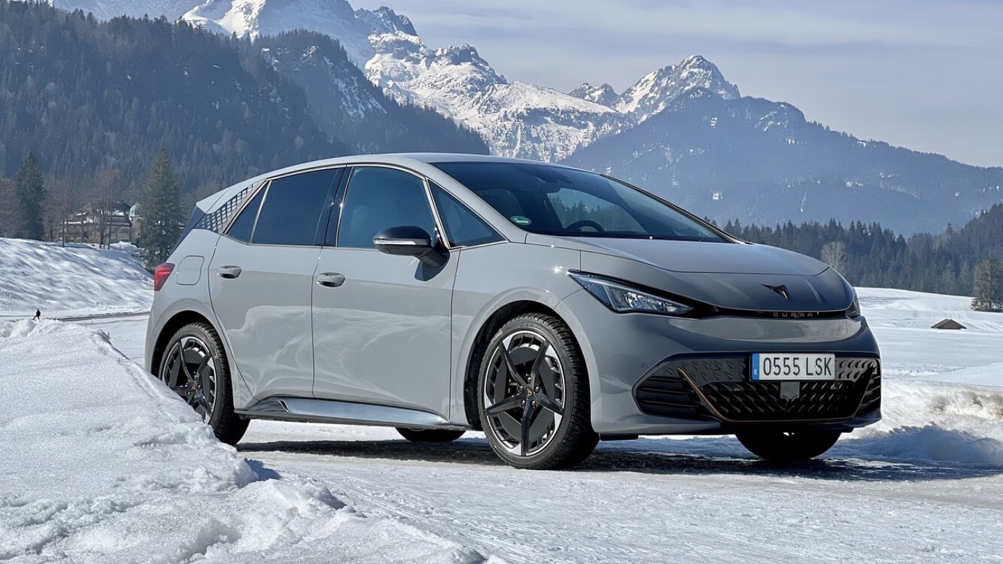 Auf den Cupra Born gibt es zum Start des Jahres 2024 einen Nachlass von über 9.200 Euro. Auf den Cupra Born gibt es zum Start des Jahres 2024 einen Nachlass von über 9.200 Euro.