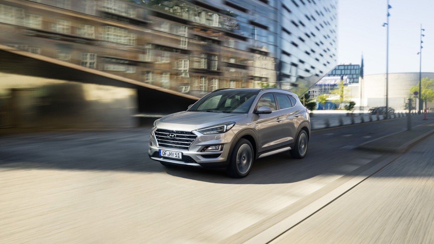 Der Hyundai Tucson bekam eine sanfte optische Auffrischung. Der Hyundai Tucson bekam eine sanfte optische Auffrischung.