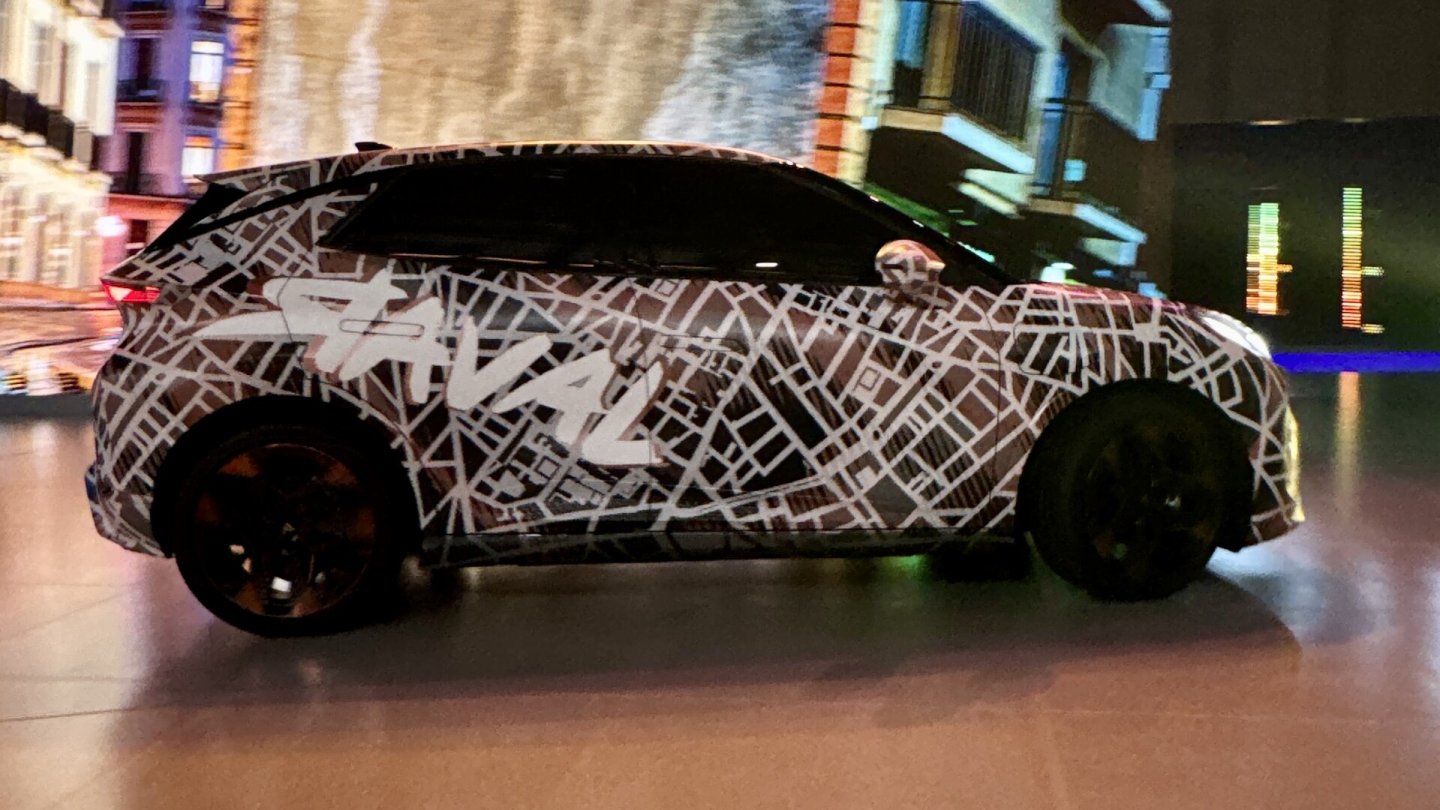 Der Cupra Raval bei einer Präsentation im Vorfeld der Messe IAA Mobility. Der Cupra Raval bei einer Präsentation im Vorfeld der Messe IAA Mobility.