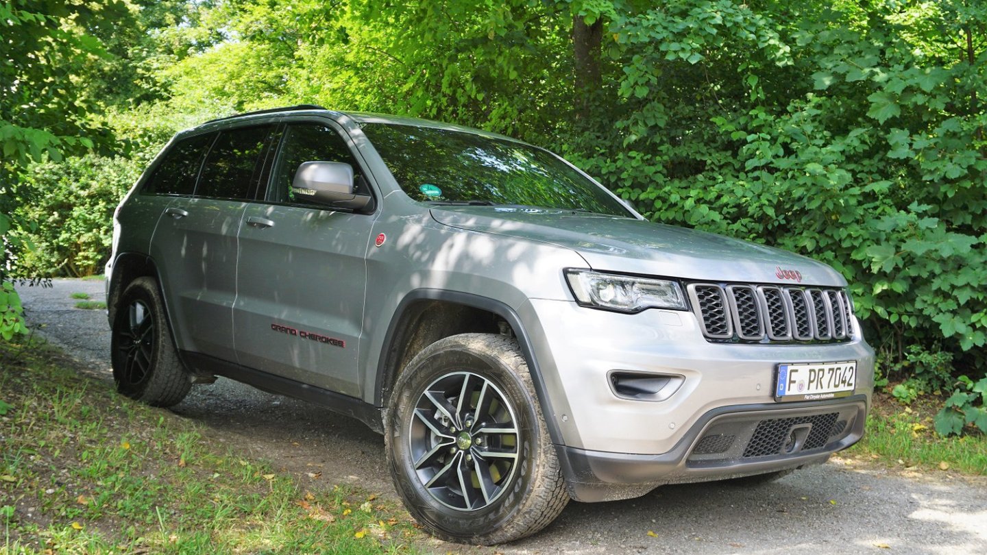 Auch nach acht Jahren muss sich der 2017 geliftete Grand Cherokee nicht verstecken. Auch nach acht Jahren muss sich der 2017 geliftete Grand Cherokee nicht verstecken.