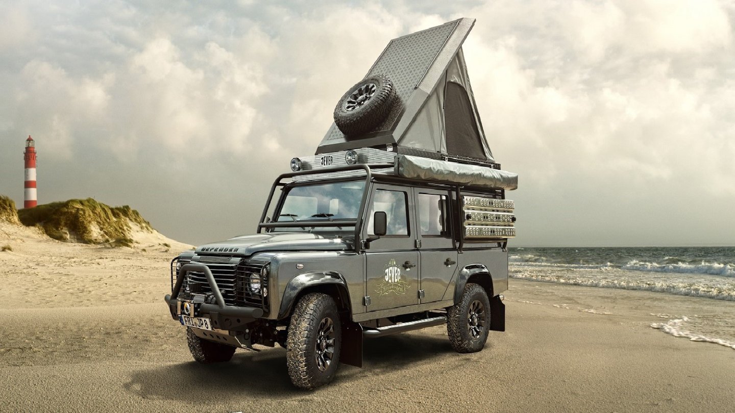 Der Jever Defender ist ein echtes Unikat. Nutze Deine Chance auf dieses einzigartige Auto! Der Jever Defender ist ein echtes Unikat. Nutze Deine Chance auf dieses einzigartige Auto!