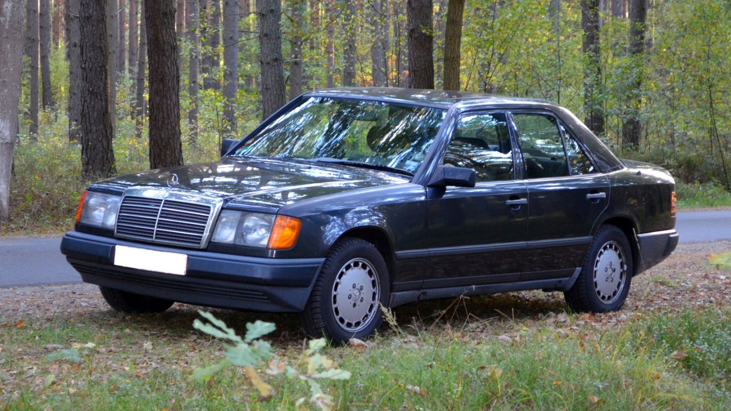 Ob Neuwagen, Gebrauchter oder Klassiker - das eigene Kennzeichen steht für Individualität. Ob Neuwagen, Gebrauchter oder Klassiker - das eigene Kennzeichen steht für Individualität.