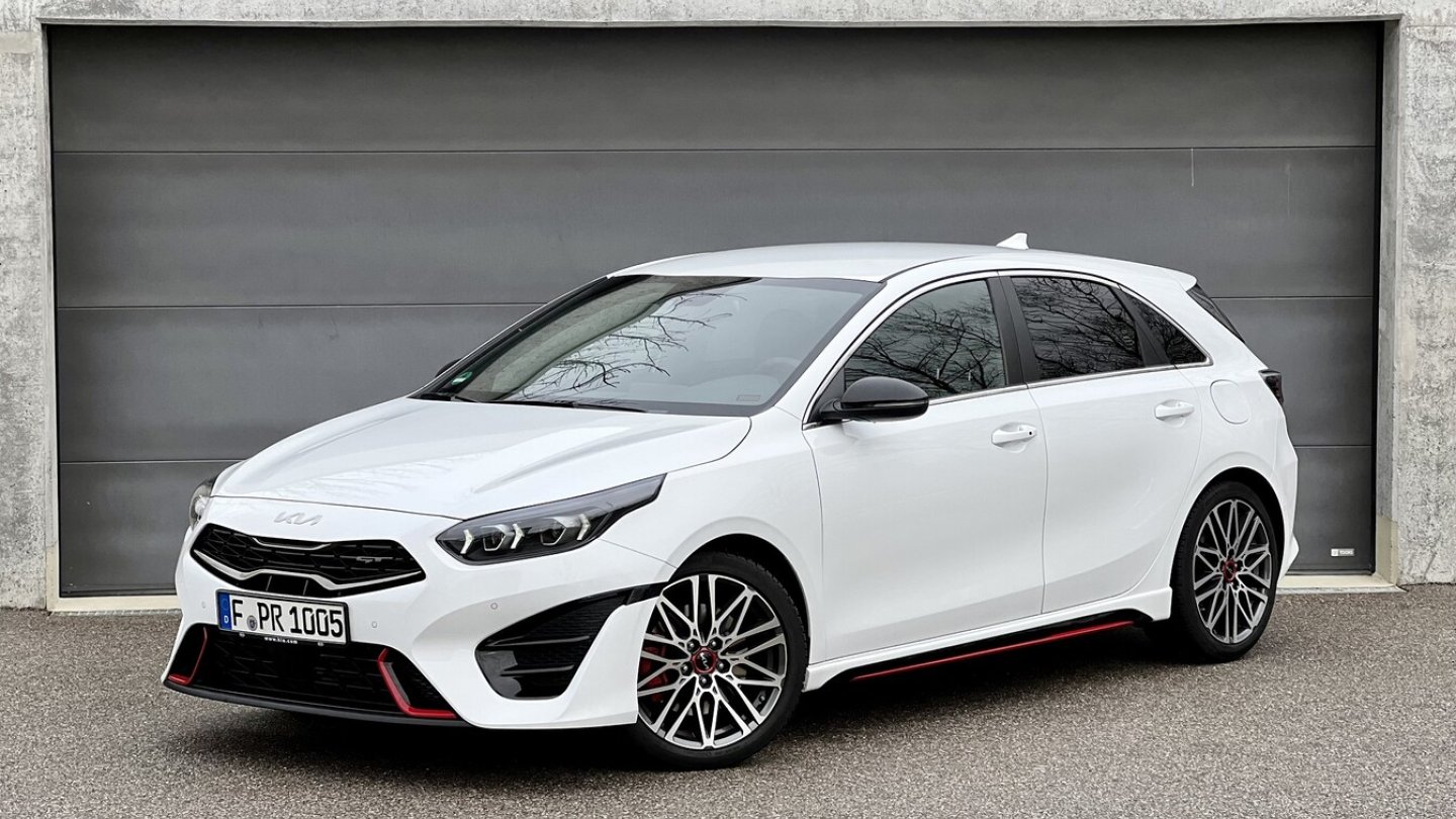 Kia Ceed GT (2022)