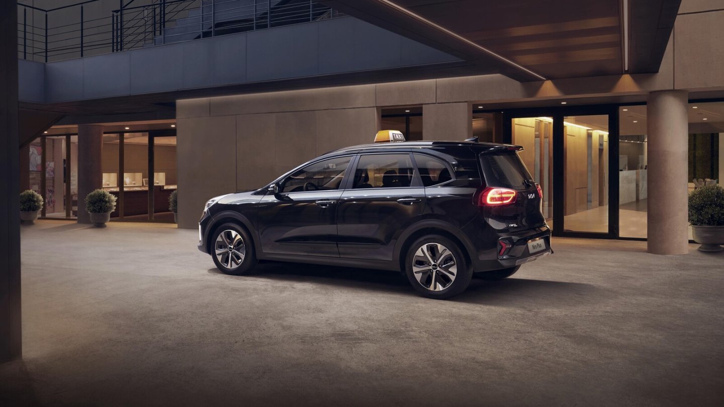 Kia Niro Plus 2022