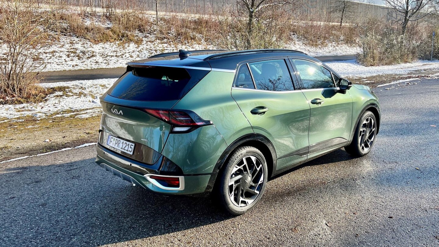 Der 180-PS-Testwagenals GT-Line kostet mit Extras fast 50.000 Euro. Der 180-PS-Testwagenals GT-Line kostet mit Extras fast 50.000 Euro.