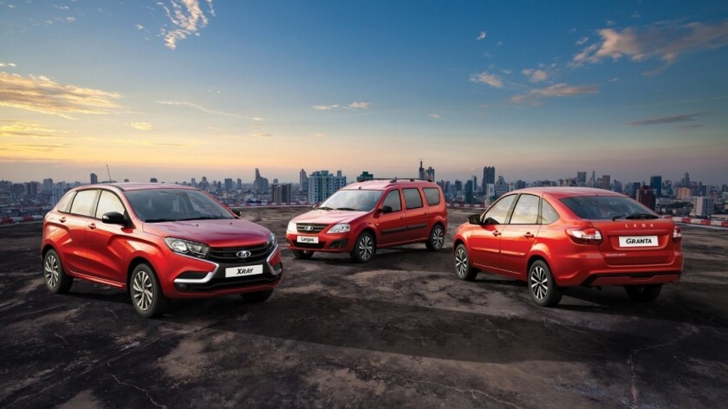 Die gibt es bei uns nicht: Lada X-Ray, Largus und Granta.