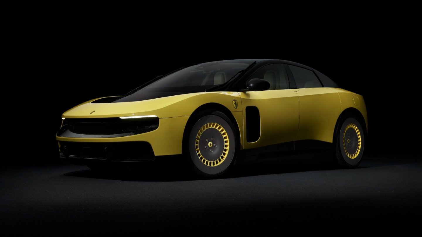 Ferrari Luce 2026