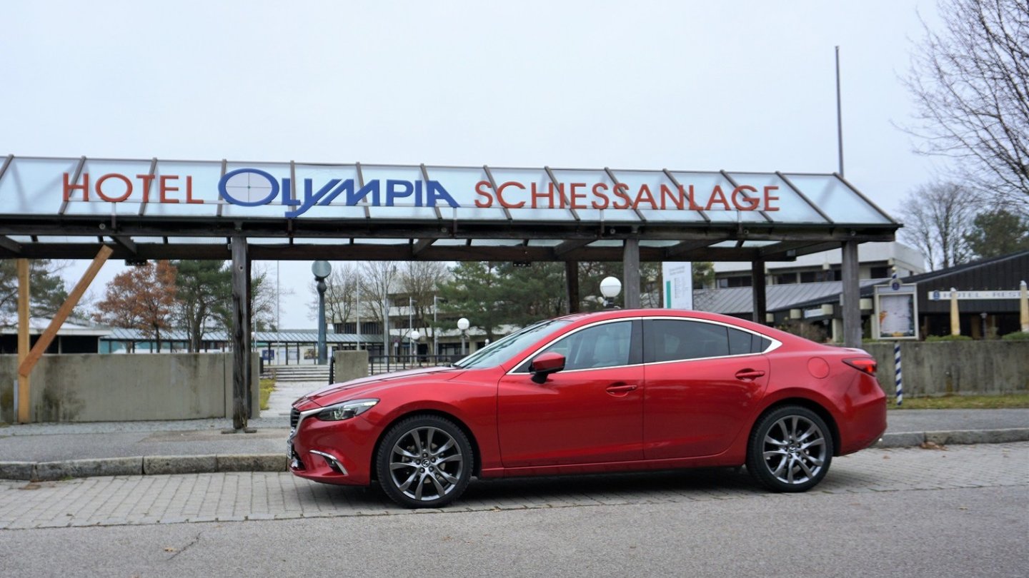 Mit 4,87 Metern streckt sich der Mazda6 ganz schön lang. Mit 4,87 Metern streckt sich der Mazda6 ganz schön lang.