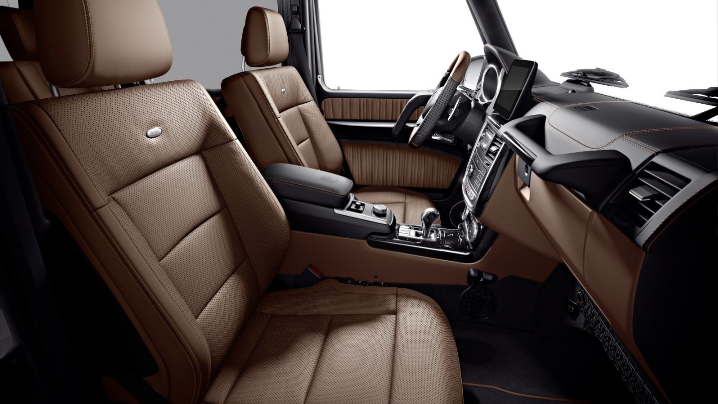 Der G350 Limited Edition trägt auch innen braunes Leder. Der G350 Limited Edition trägt auch innen braunes Leder.