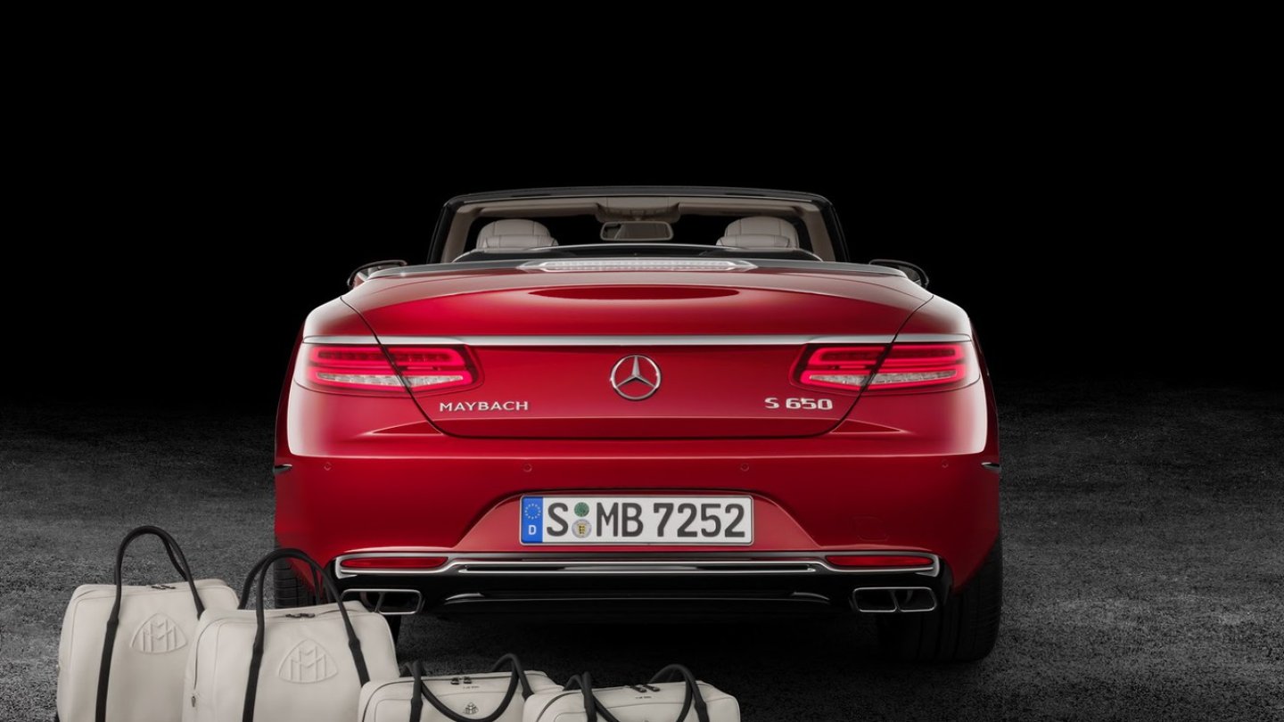Auch Superreiche denken praktisch: Beim neuen Maybach gibt es Reisetaschen gratis dazu. Auch Superreiche denken praktisch: Beim neuen Maybach gibt es Reisetaschen gratis dazu.