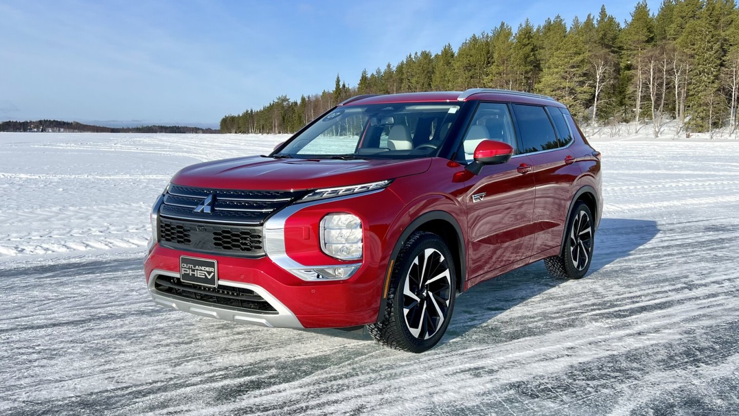 Mitsubishi Outlander PHEV 2024