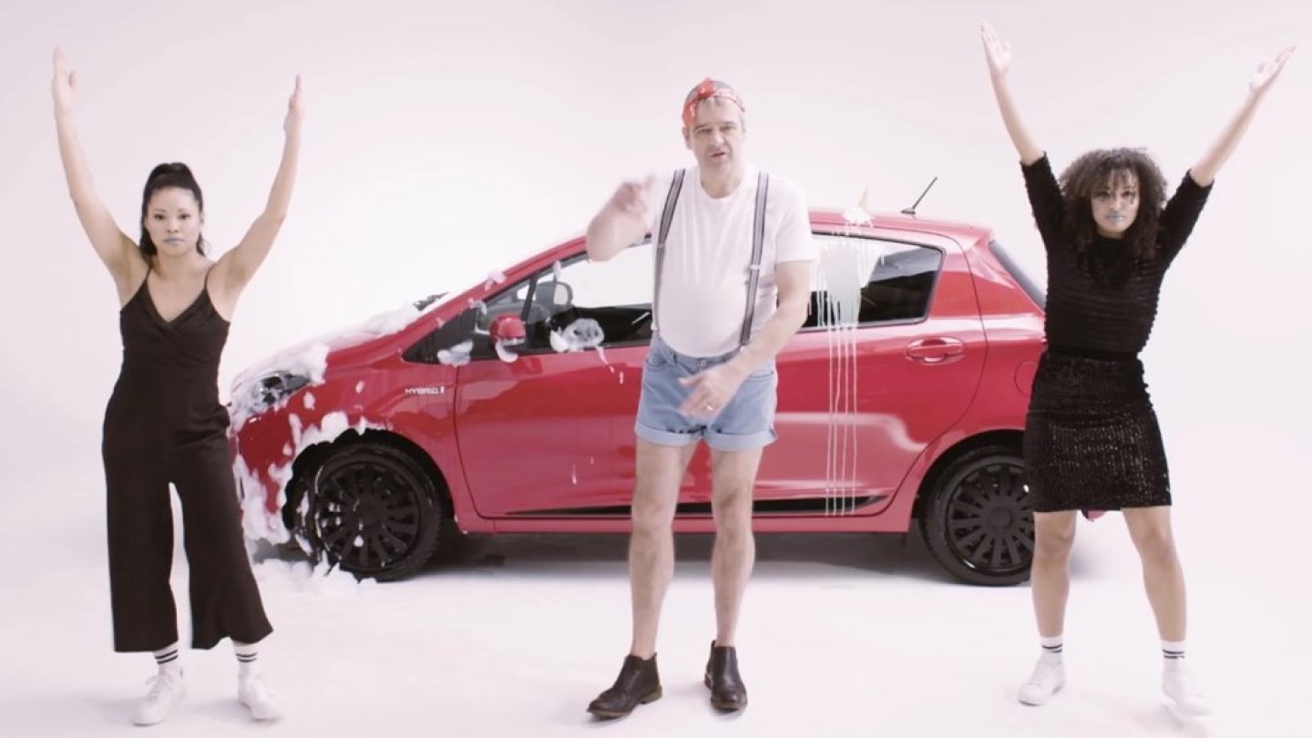 Musikvideo über Toyota Hybride