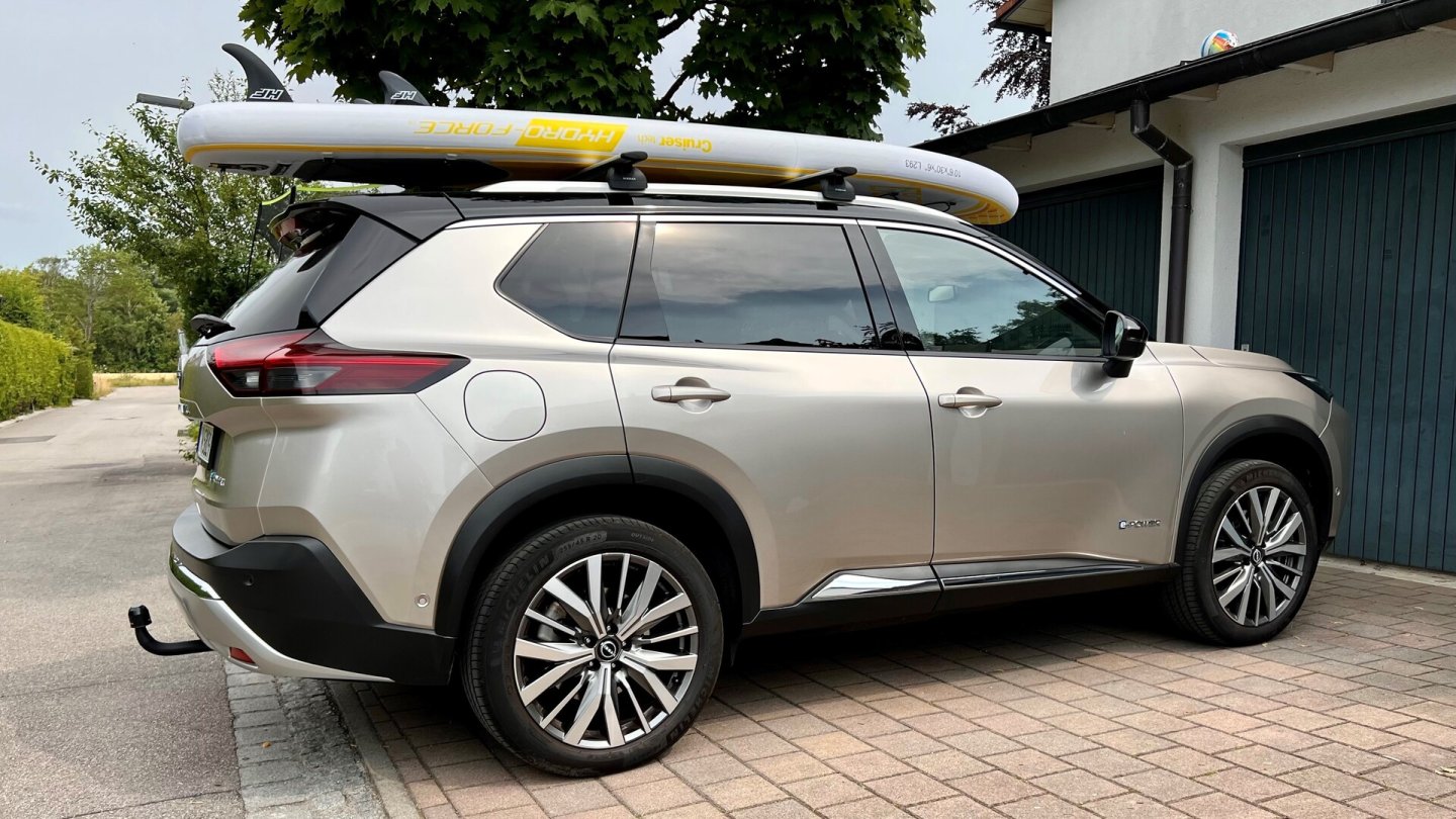 Der Nissan X-Trail wird bei uns als Benziner und e-Power mit seriellem Hybridantrieb angeboten. Der Nissan X-Trail wird bei uns als Benziner und e-Power mit seriellem Hybridantrieb angeboten.