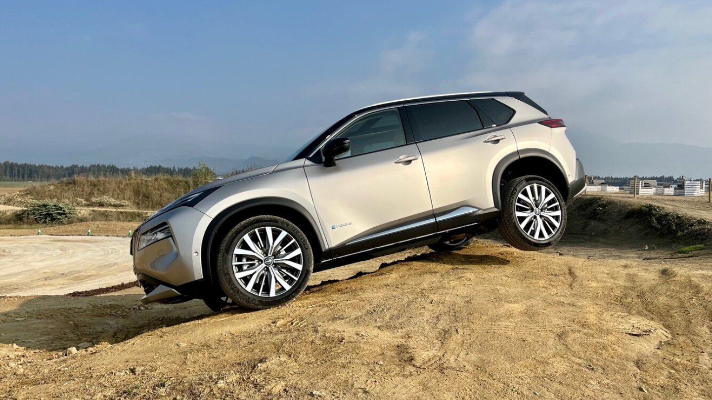 Der elektrische Allradantrieb bietet auch Torque Vectoring. Der elektrische Allradantrieb bietet auch Torque Vectoring.