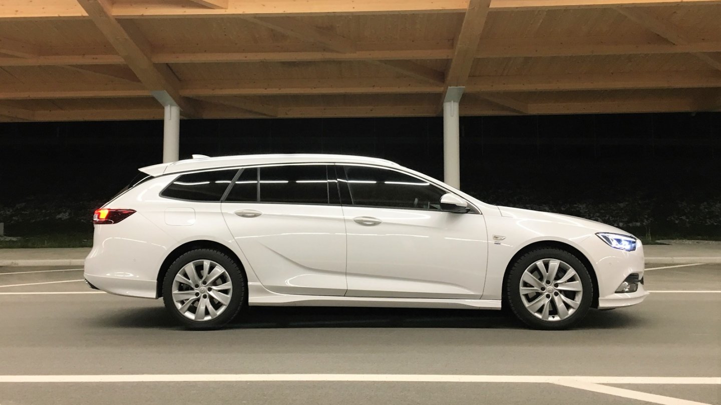 Opel Insignia 2.0 T Sports Tourer Opel Insignia 2.0 T Sports Tourer