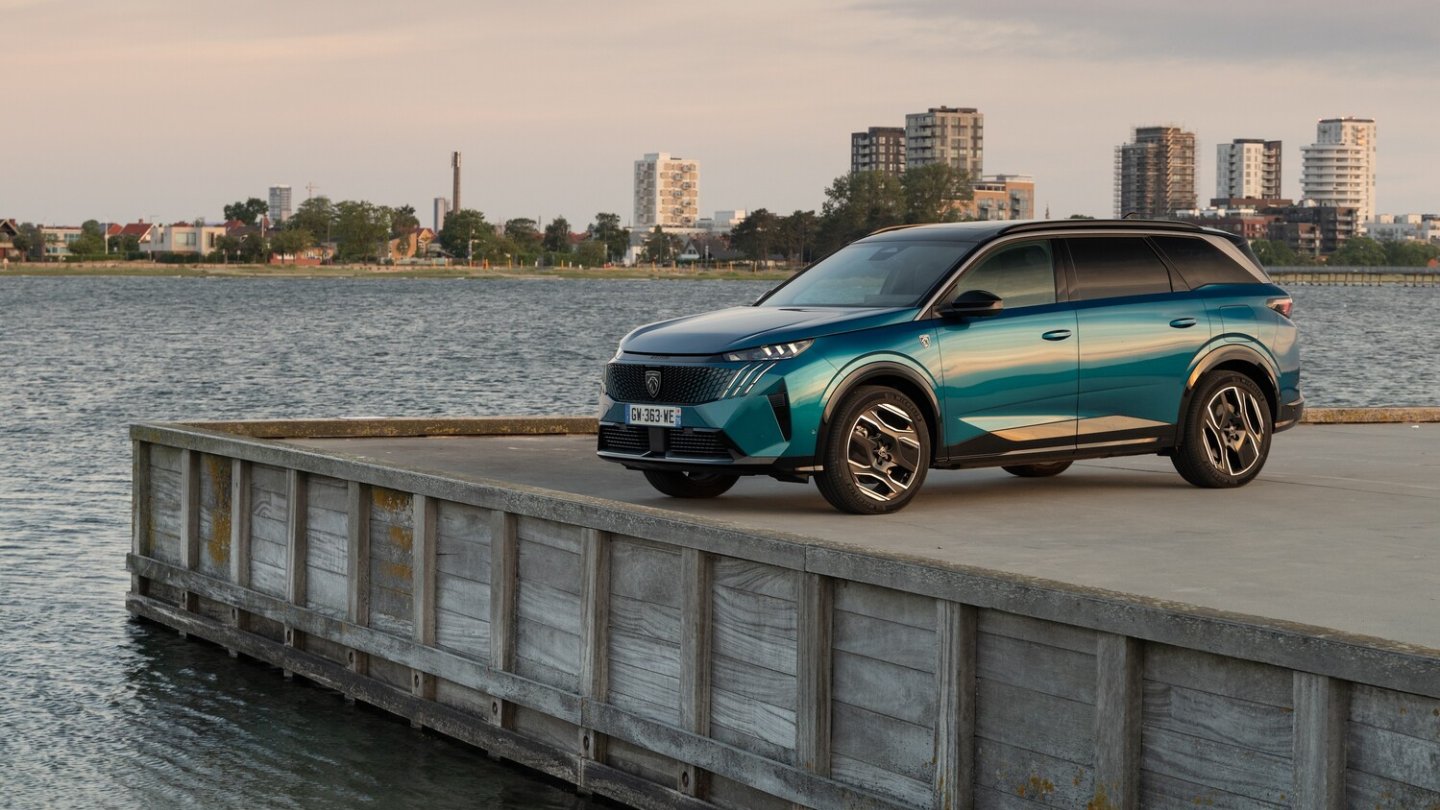 Der Peugeot 5008 ist ein Siebensitzer. Der Peugeot 5008 ist ein Siebensitzer.