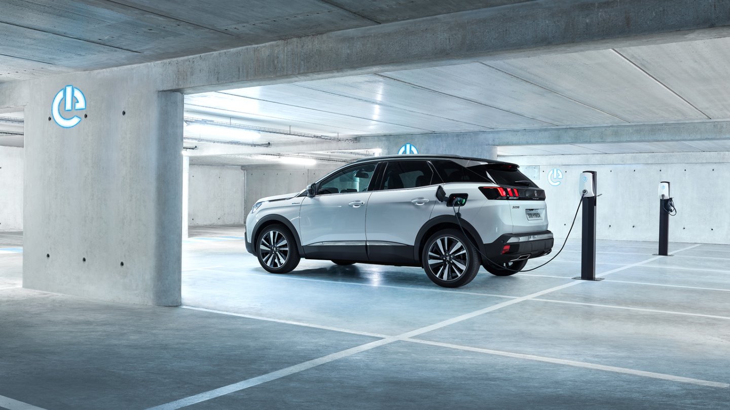 Peugeot 3008 und 508 Hybride