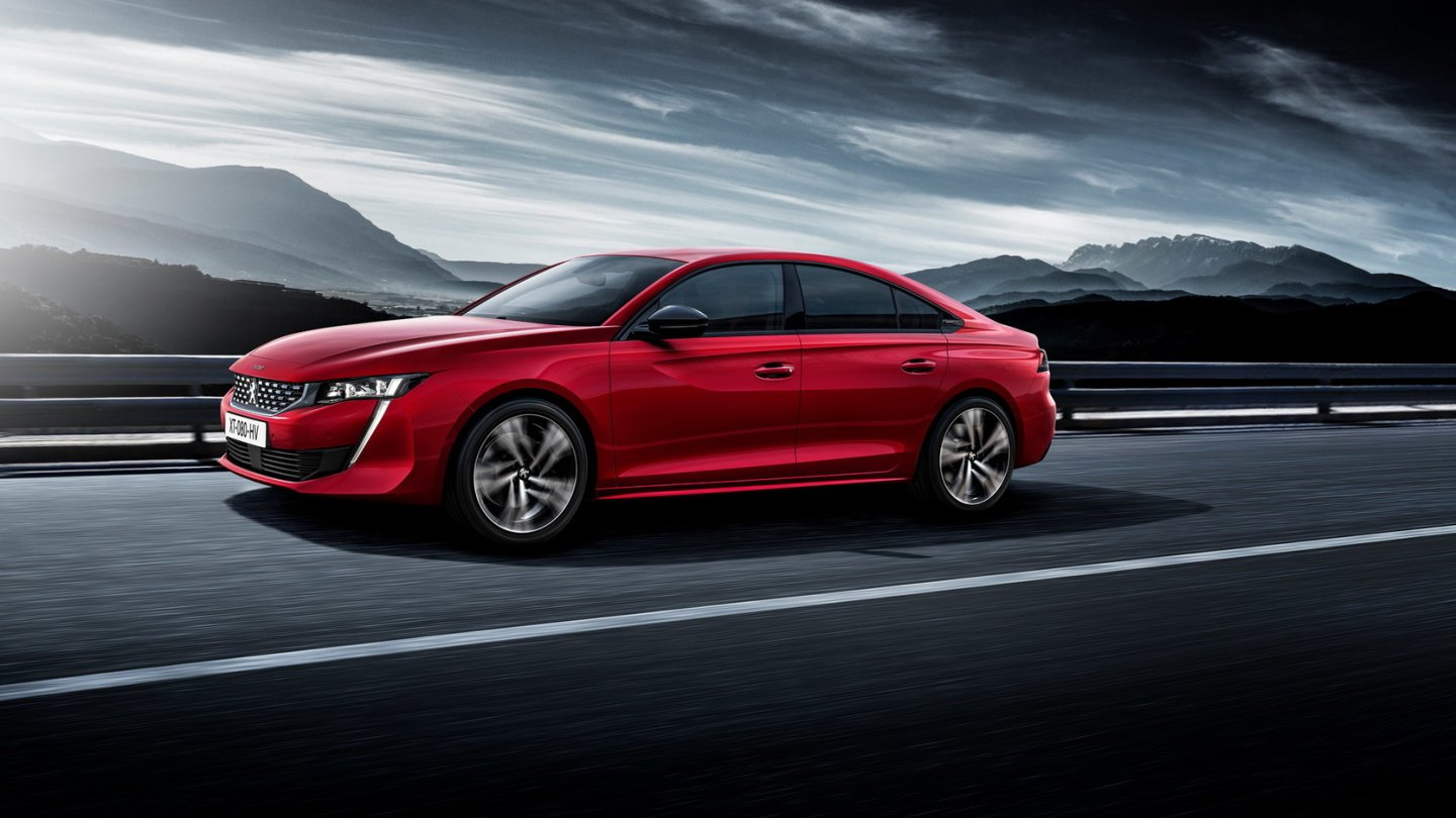 Ab Herbst auf deutschen Autobahnen. Der neue Peugeot 508. Ab Herbst auf deutschen Autobahnen. Der neue Peugeot 508.