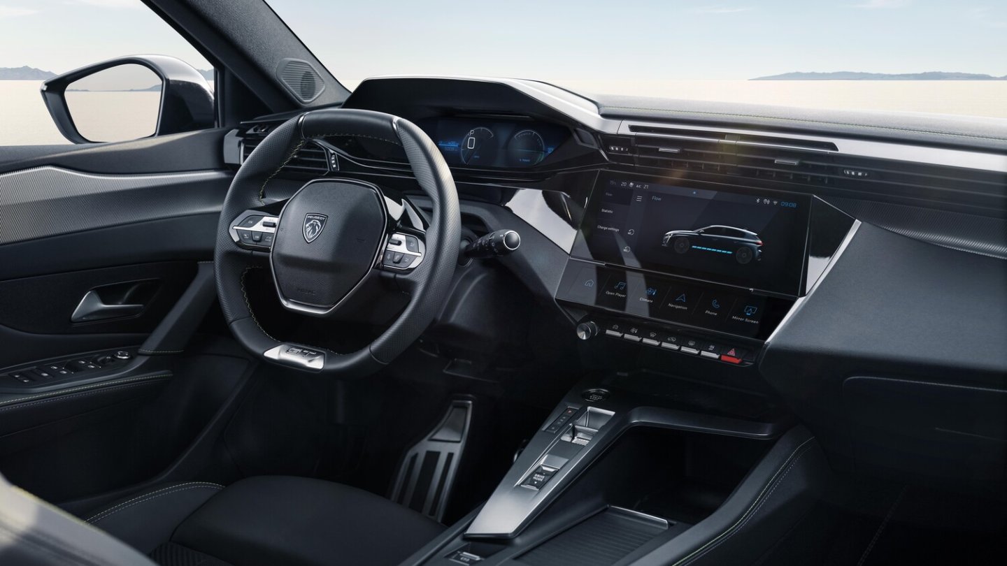 Das Cockpit des Peugeot e-308.