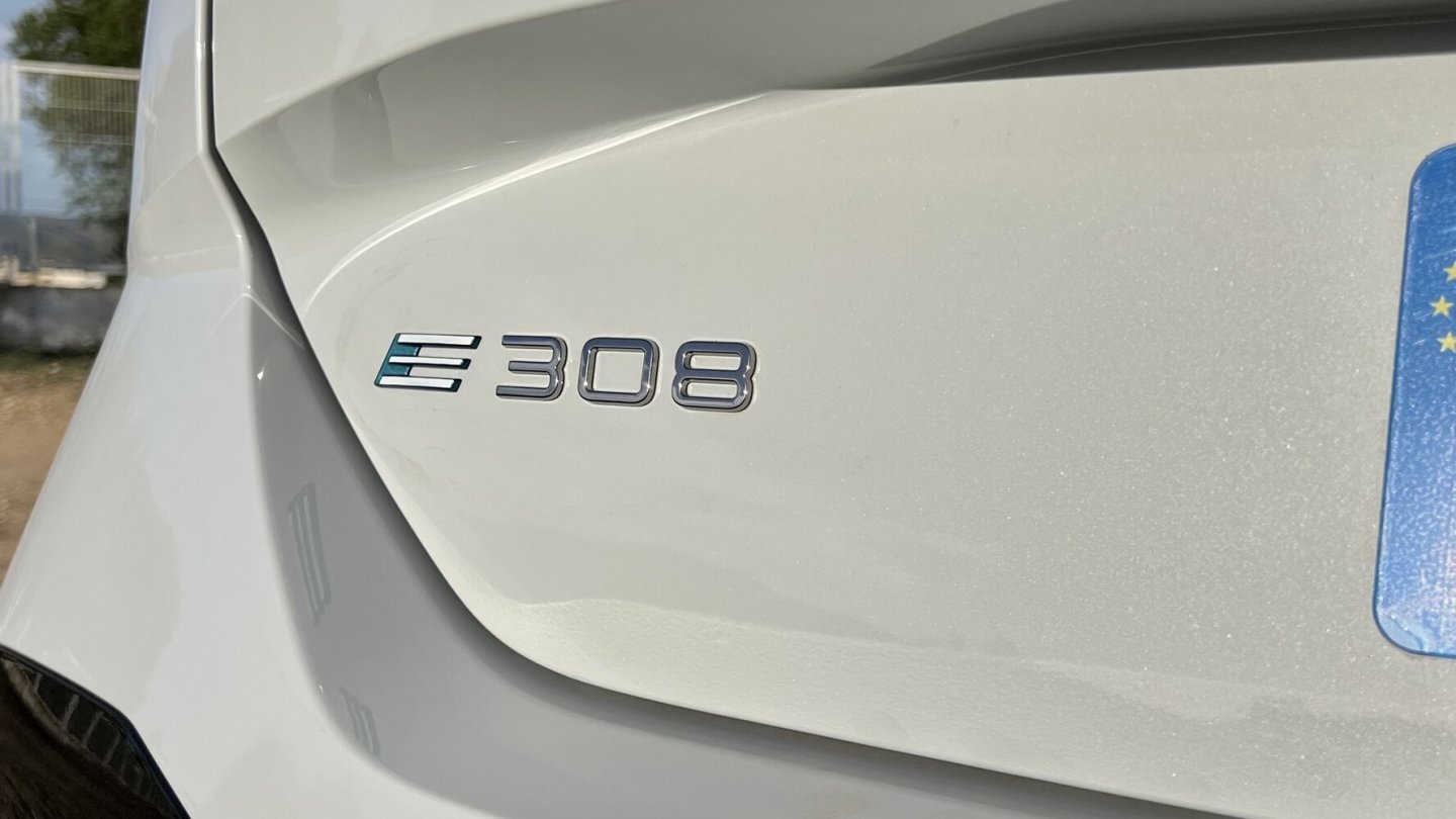 Die batterieelektrische Version kommt als zusätzliche Motorisierung ind Programm. Die batterieelektrische Version kommt als zusätzliche Motorisierung ind Programm.