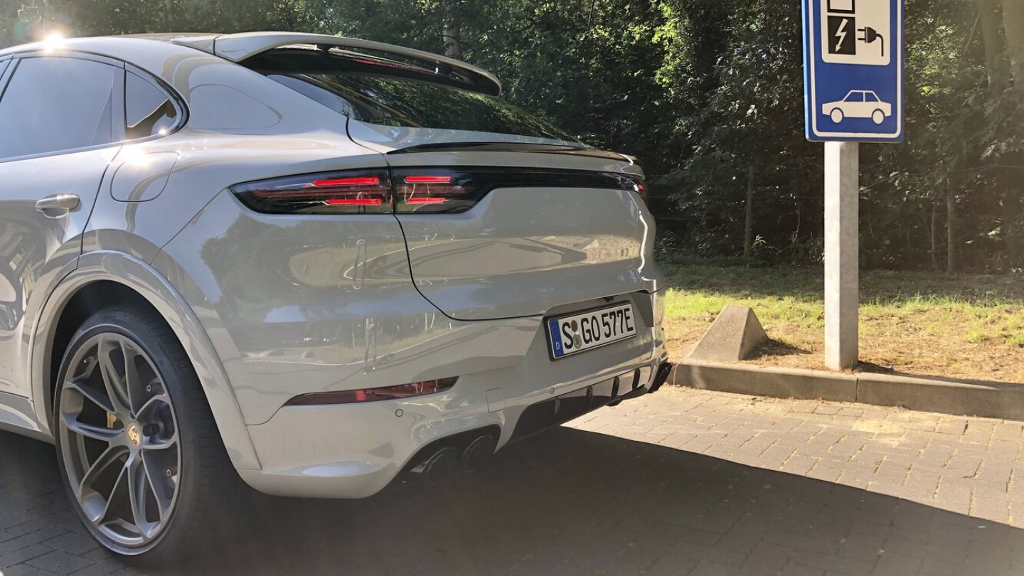 Porsche Cayenne E-Hybrid 2021