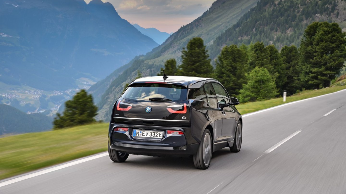 Von wegen, es gibt keine deutschen Elektroautos. Der BMW i3 kam 2013. Von wegen, es gibt keine deutschen Elektroautos. Der BMW i3 kam 2013.