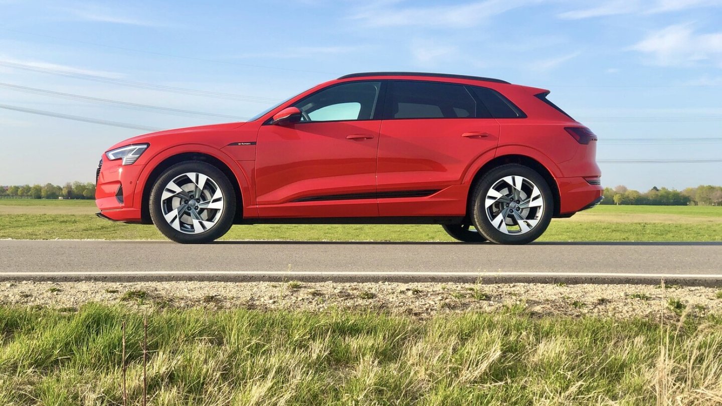Audi lässt seinen e-tron Kunden viel Auswahl bei den Rädern. Audi lässt seinen e-tron Kunden viel Auswahl bei den Rädern.