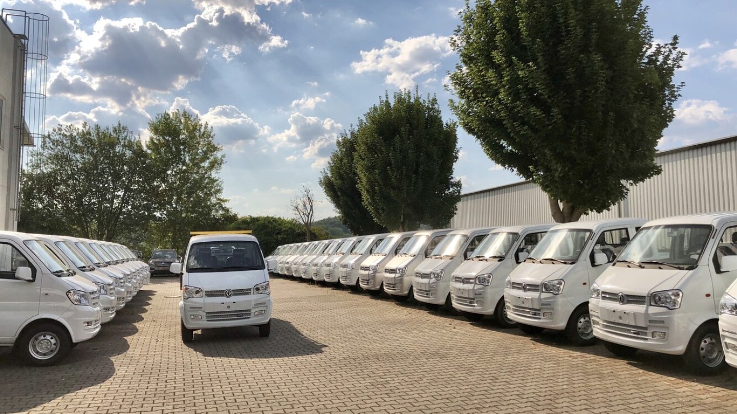Der DFSK Mini Truck ist bei Gewerbekunden sehr erfolgreich. Der DFSK Mini Truck ist bei Gewerbekunden sehr erfolgreich.