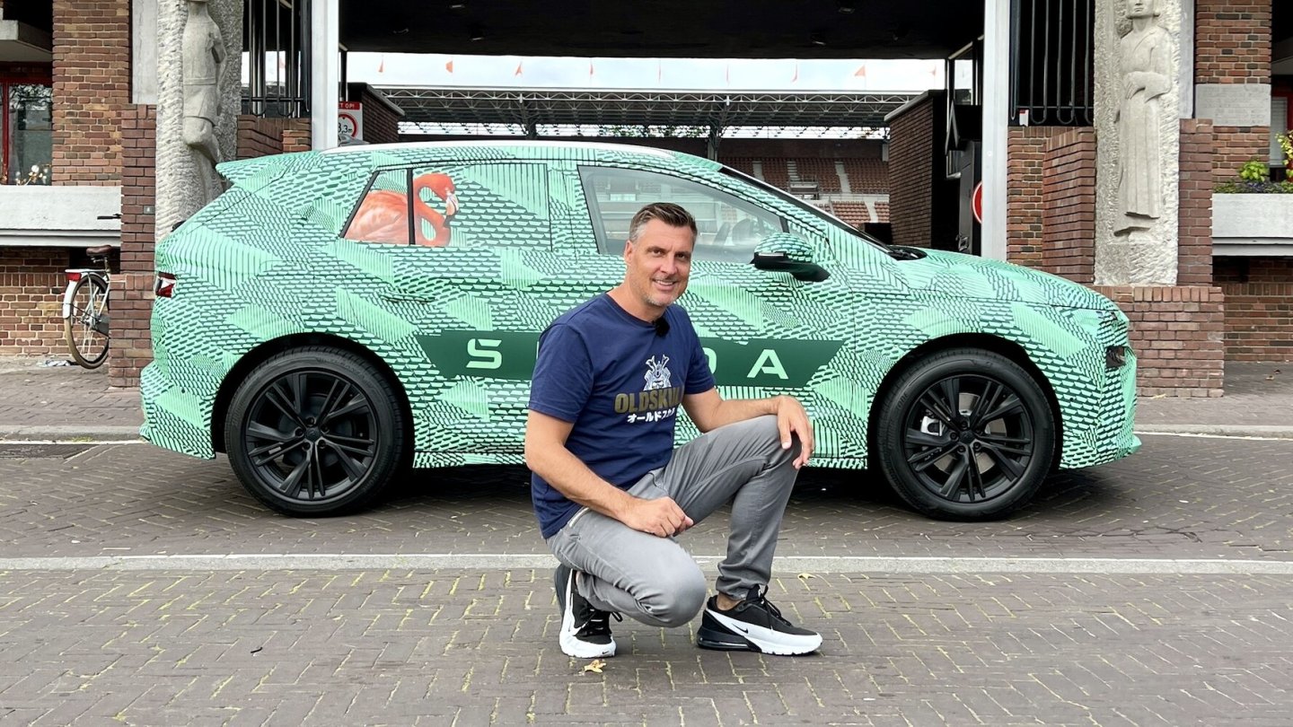 In Startposition: Seine Premiere feiert der Skoda Elroq im Herbst 2024. In Startposition: Seine Premiere feiert der Skoda Elroq im Herbst 2024.