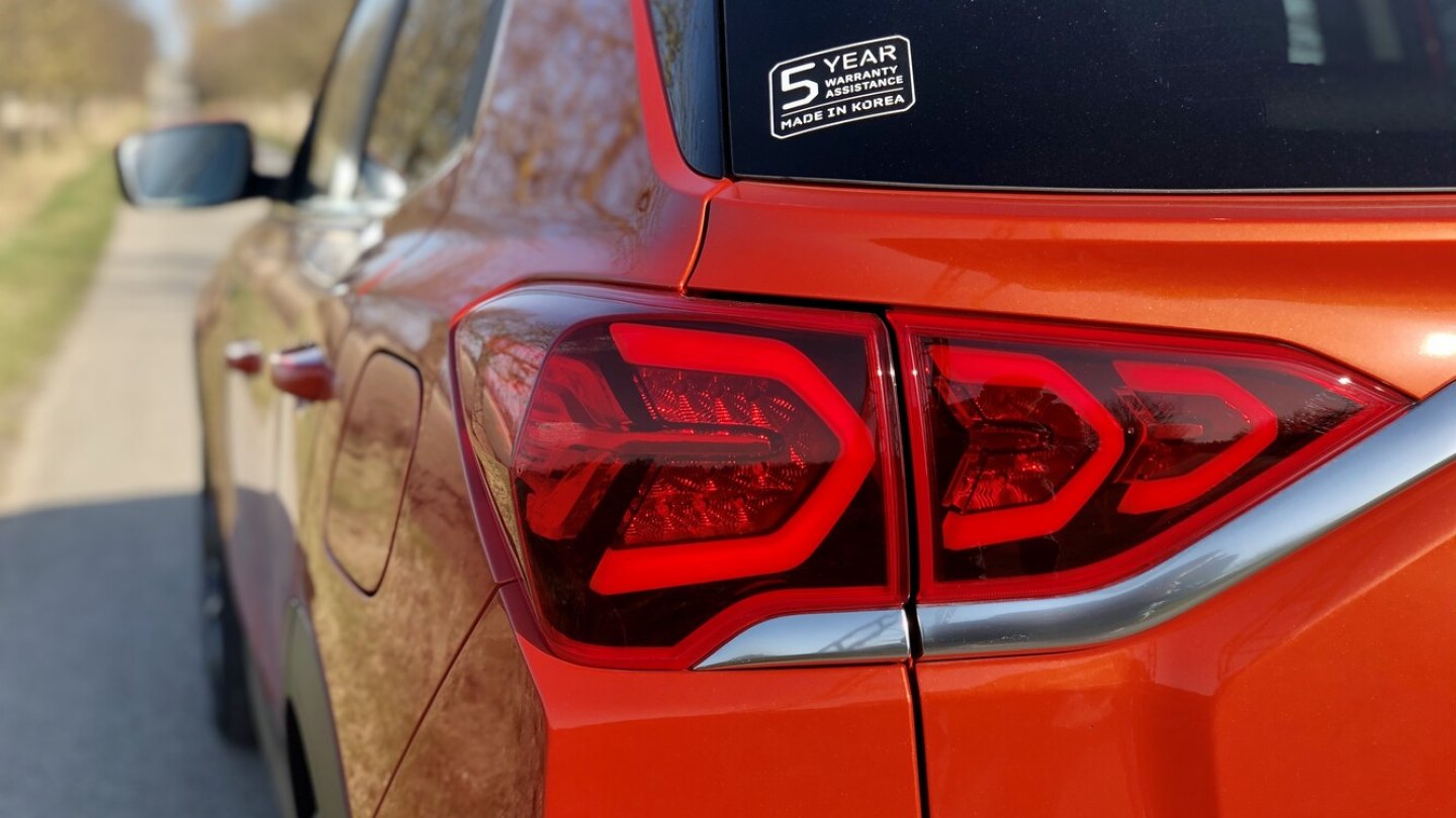 SsangYong bietet fünf Jahre Garantie, bis 100.000 Kilometer. SsangYong bietet fünf Jahre Garantie, bis 100.000 Kilometer.