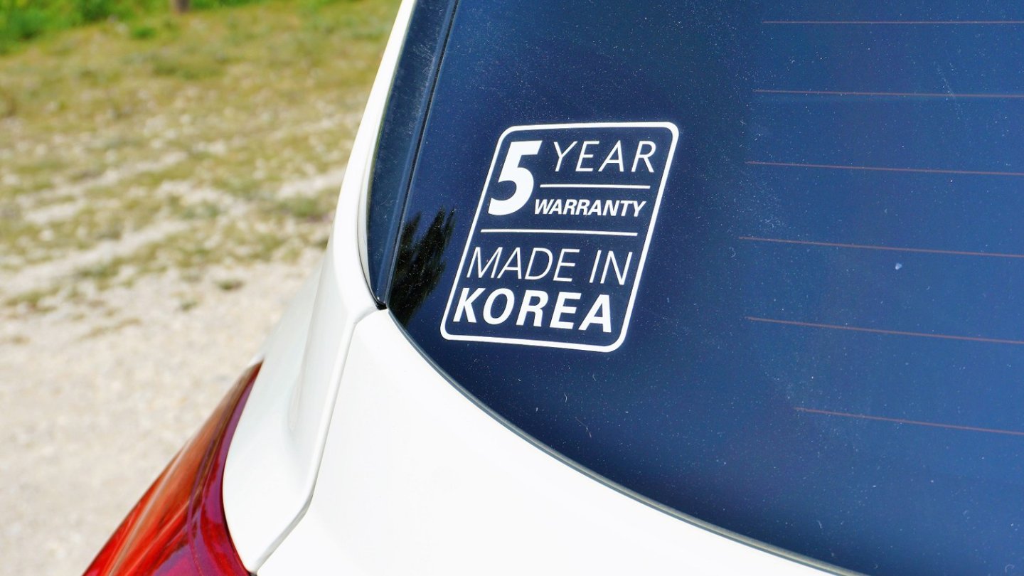 SsangYong bietet 5 Jahre bis 150.000 Kilometer Garantie. SsangYong bietet 5 Jahre bis 150.000 Kilometer Garantie.