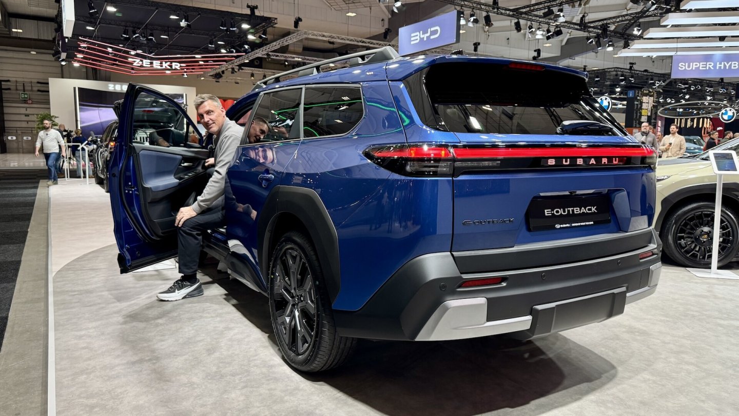 Subaru E-Outback 2026