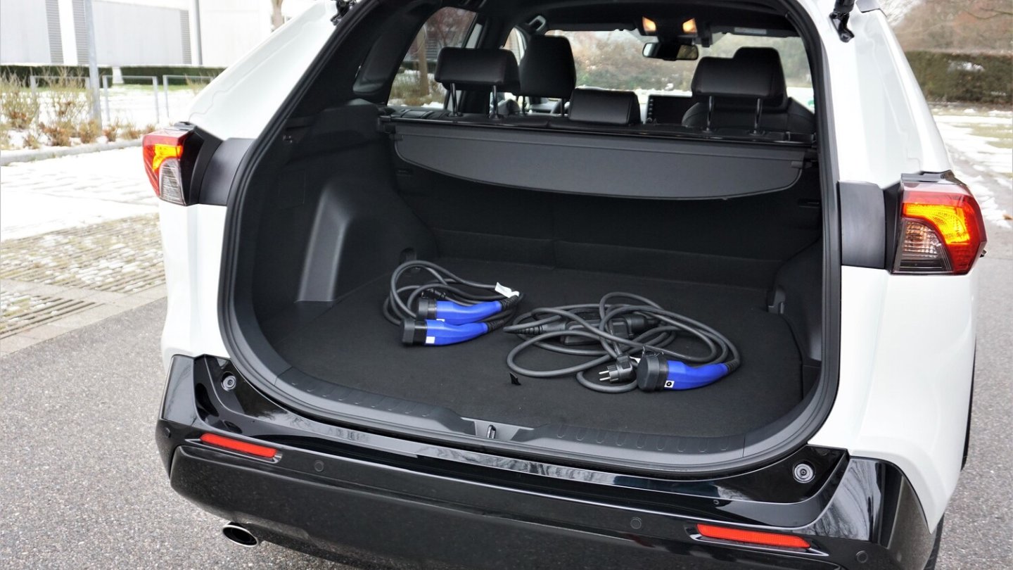 Die Lithium-Ionen-Batterie fasst brutto 18,1 kWh. Die Lithium-Ionen-Batterie fasst brutto 18,1 kWh.