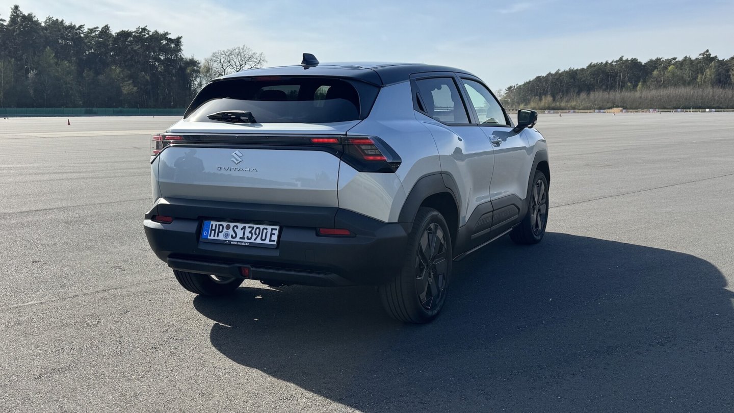 DIe 19-Zoll-Felgen sind Teil der höchsten Ausstattungslinie Comfort+. DIe 19-Zoll-Felgen sind Teil der höchsten Ausstattungslinie Comfort+.